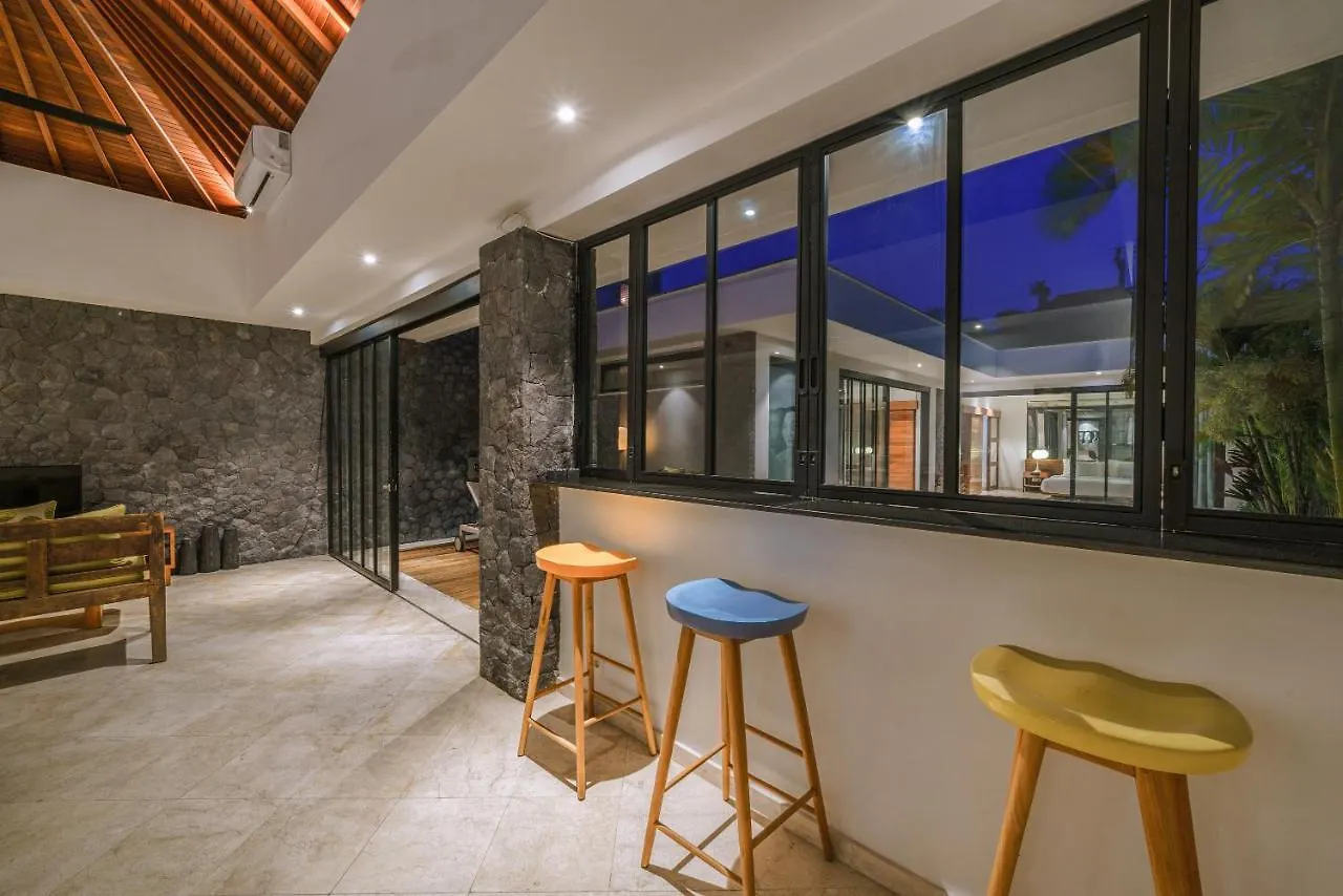 Villa Kalila: Elegant 2 Bedroom Villa In Perfect Location ! 塞米亚克