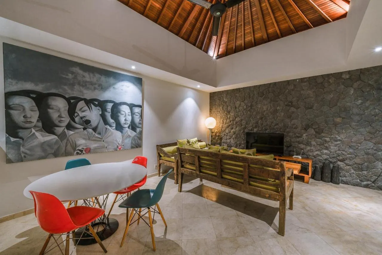 Villa Kalila: Elegant 2 Bedroom Villa In Perfect Location ! 塞米亚克 0*,  印尼