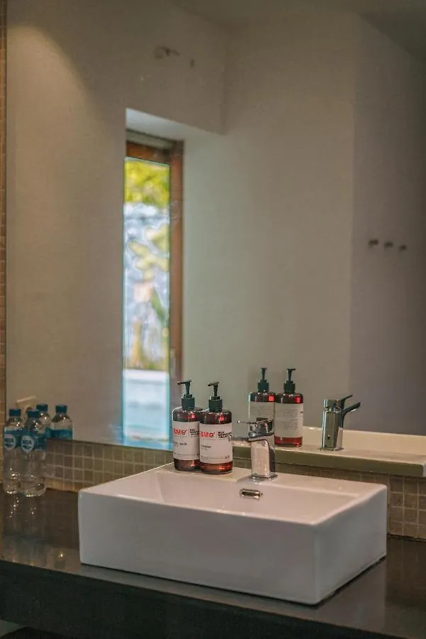 Villa Kalila: Elegant 2 Bedroom Villa In Perfect Location ! 塞米亚克 0*,  印尼